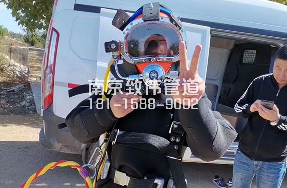 356和凤镇沉淀池清底